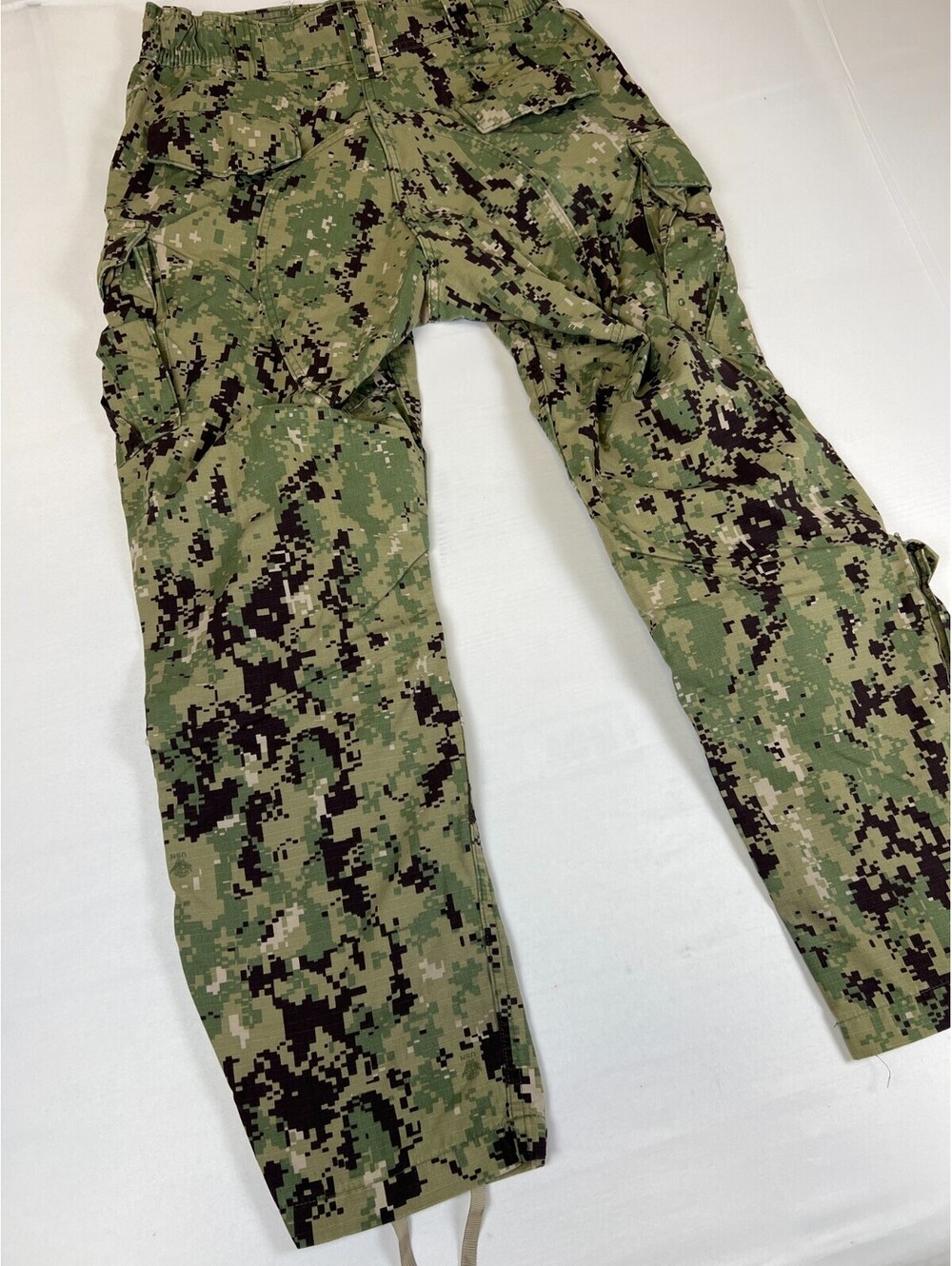 US Navy Men Cargo Pants 32x31 Digital Camo Type III NWU Combat Trousers Utility - Picture 3 of 7